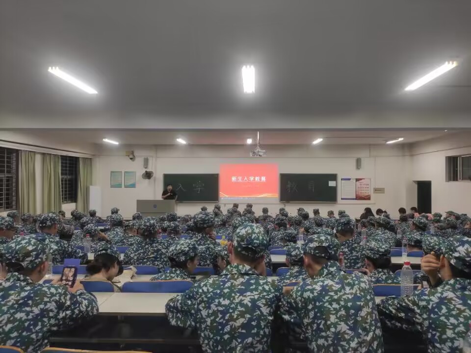 d17e7c5f0a444403a6c0c7099b127704.jpg 3.jpg