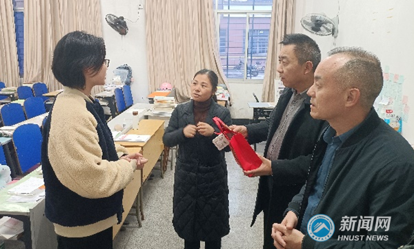 da894d88c7d4437f9f3acc43fd10ee13.png 902db48d8203459fa0d340572cb23f40.png