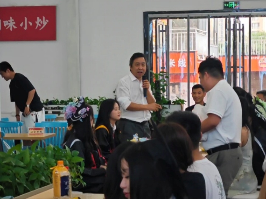 4b805973bc8a4b0d8338620d686931f1.jpg 85631cbd458a444f96f8811cf4cde2ea.jpg